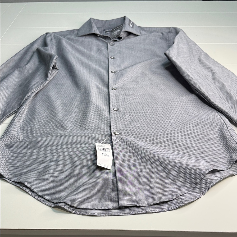Van Heusen wrinkle Free Men's Classic Gray Dress Shirt